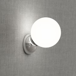 Aplique VOLGA. Metal cromo y bola difusor opal mate. 1xG9 | Sulion