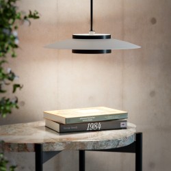 Lámpara de techo VALENTINA.Metal plano S blanco y módulo negro.LED 18W