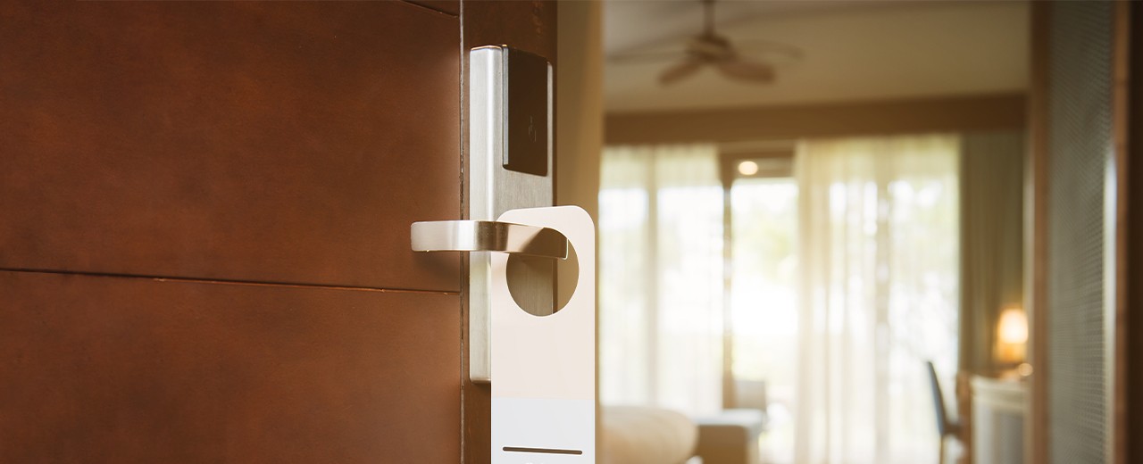 Iluminación en los hoteles: la importancia de la luz para relajarse y sentirse como en casa.