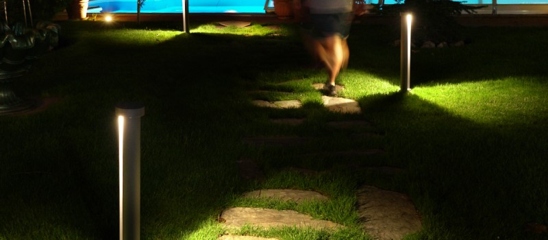 Cómo iluminar jardines y terrazas