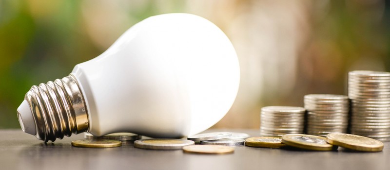 Tu guía de 6 pasos para ahorrar en la factura de la luz y el gas