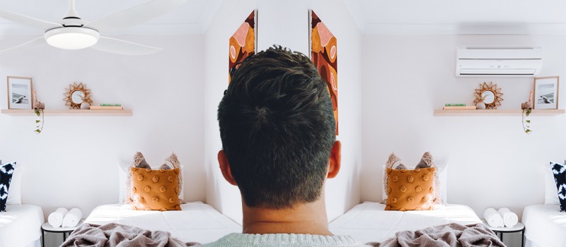 El aire acondicionado consume 37 veces más luz que un ventilador de techo.